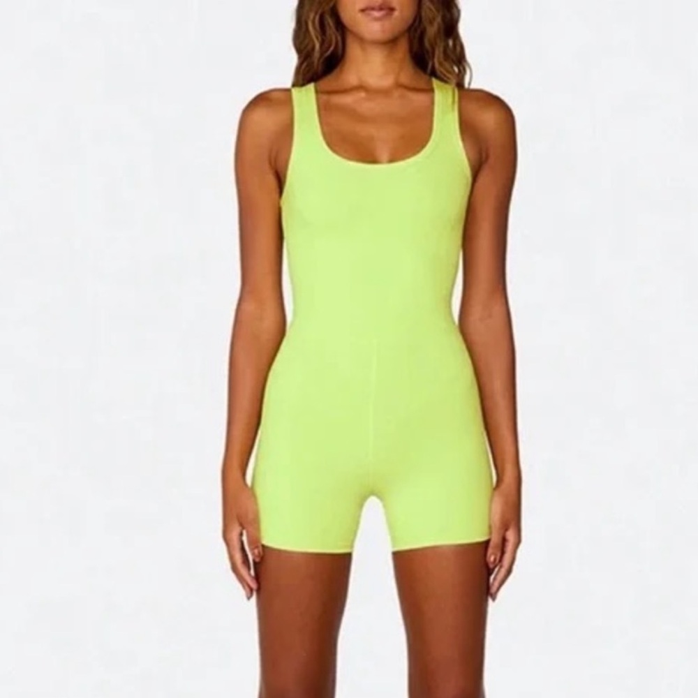SET ACTIVE SHORTYSUIT HIGHLIGHTER (small)